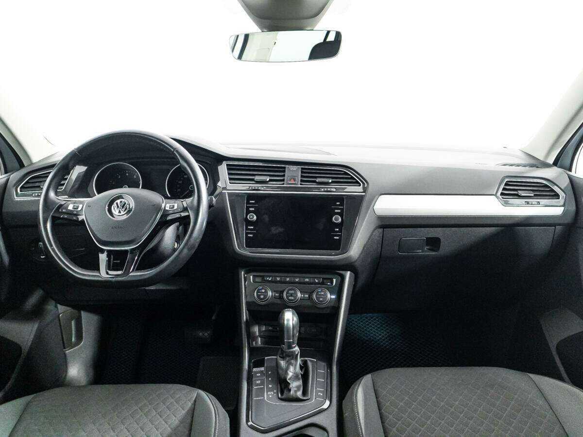 Б/У Фольксваген Тигуан 2019 года. Фото: #12