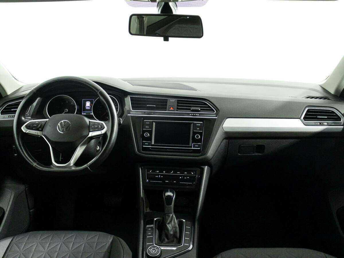 Б/У Фольксваген Тигуан 2021 года. Фото: #12