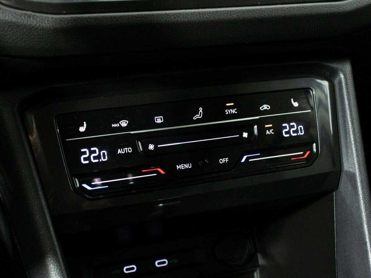 Б/У Фольксваген Тигуан 2021 года. Фото: #15