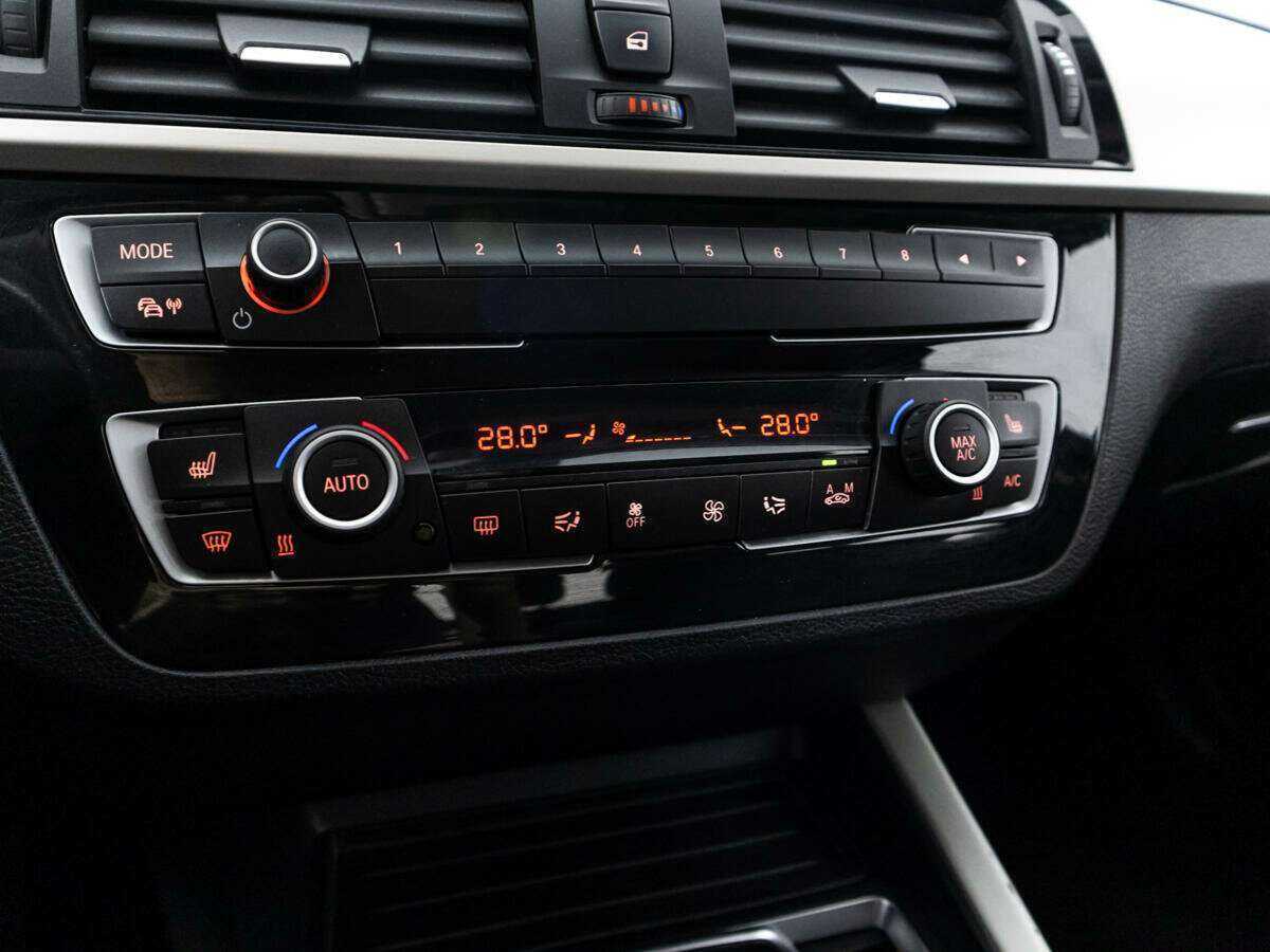 Б/У БМВ 1 серии 2018 года. Фото: #15