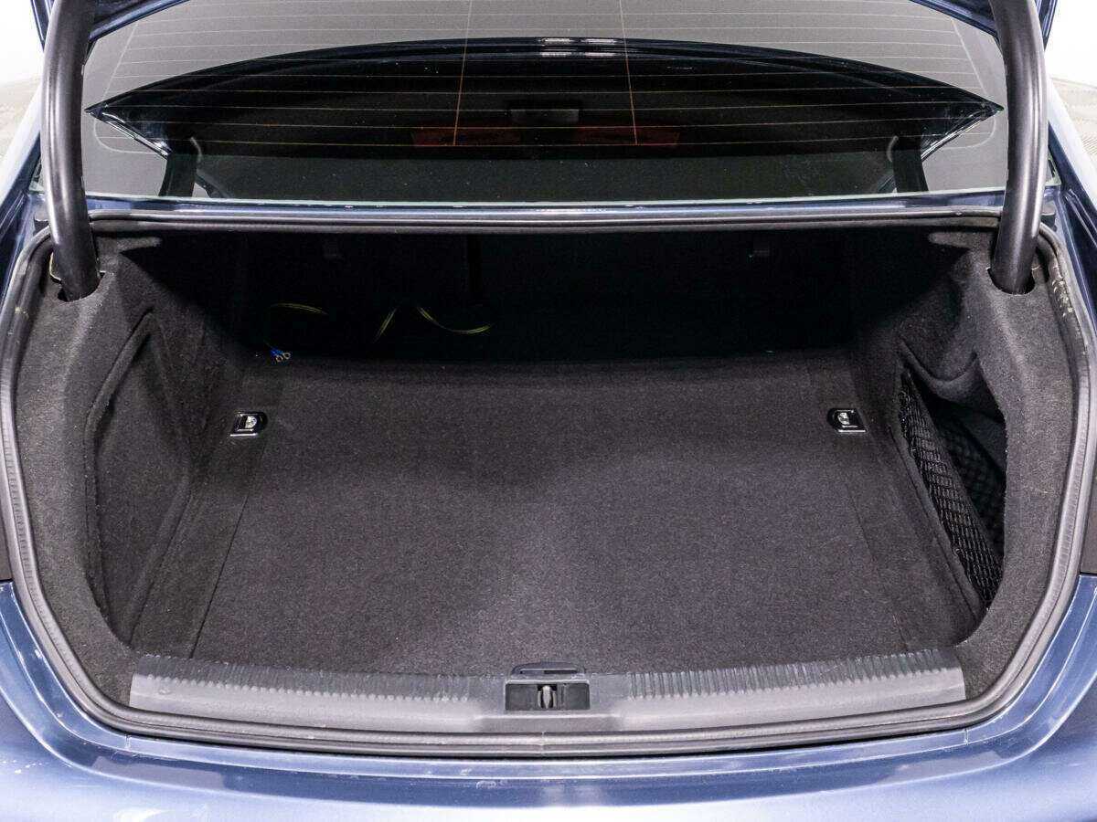 Б/У Ауди А4 2015 года. Фото: #14