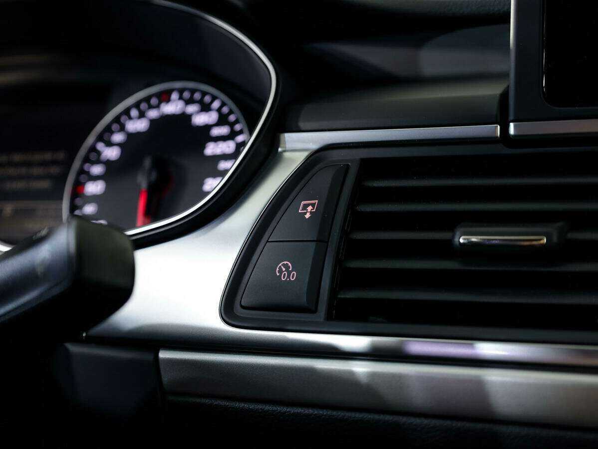 Б/У Ауди А6 2016 года. Фото: #22