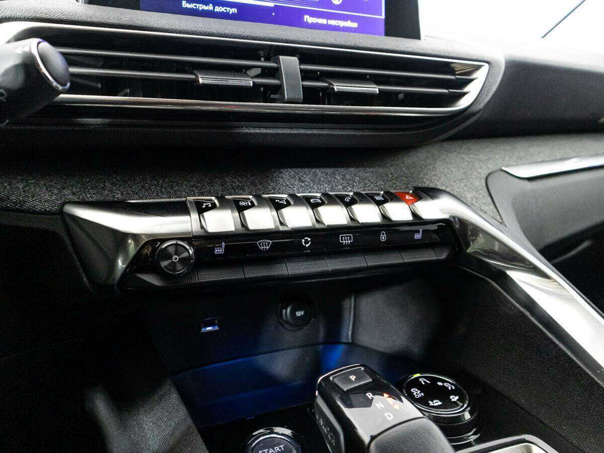 Б/У Пежо 3008 2018 года. Фото: #15