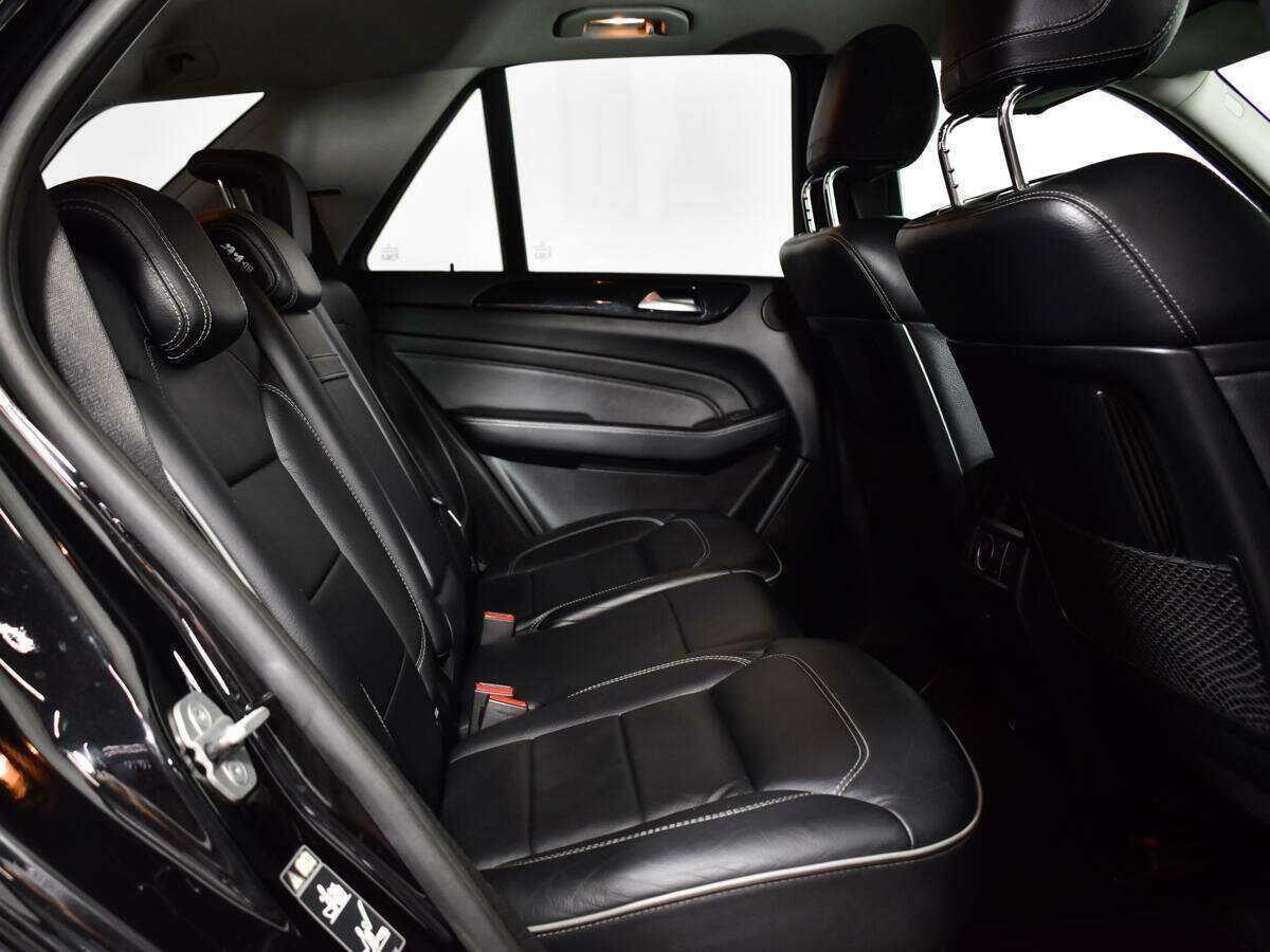 Б/У Мерседес-Бенц М-Класс 2013 года. Фото: #9