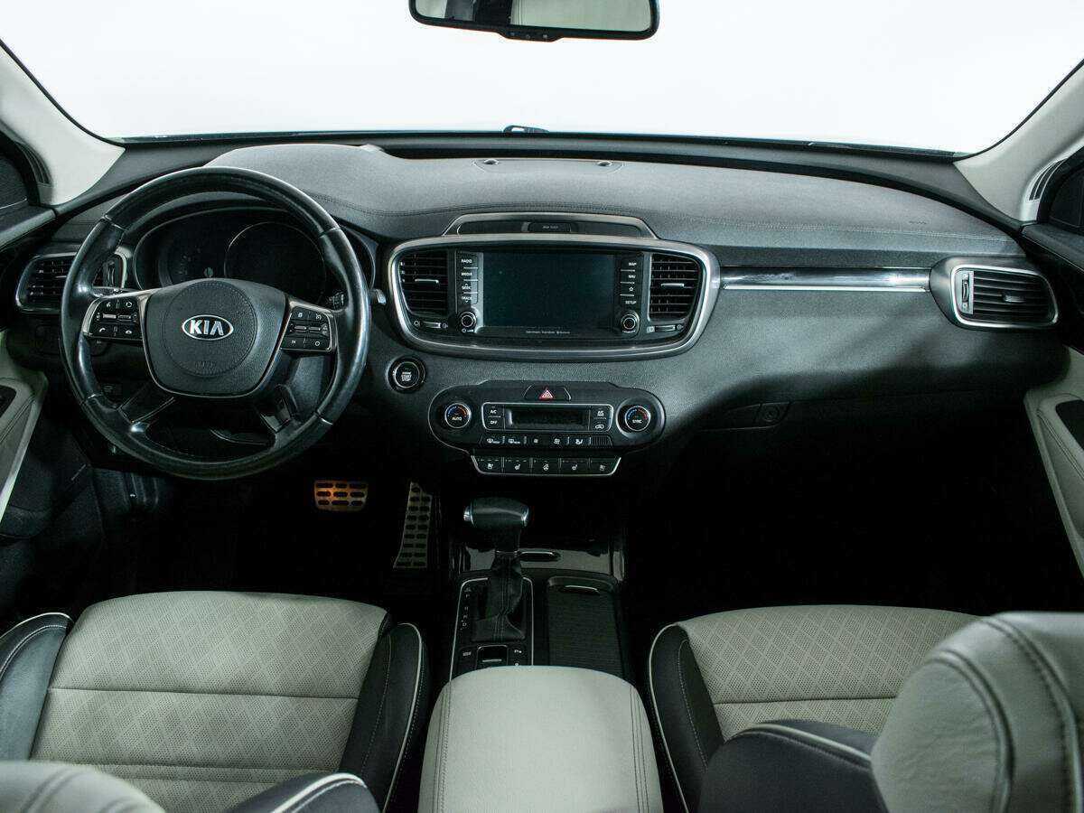 Б/У Киа Соренто 2018 года. Фото: #11