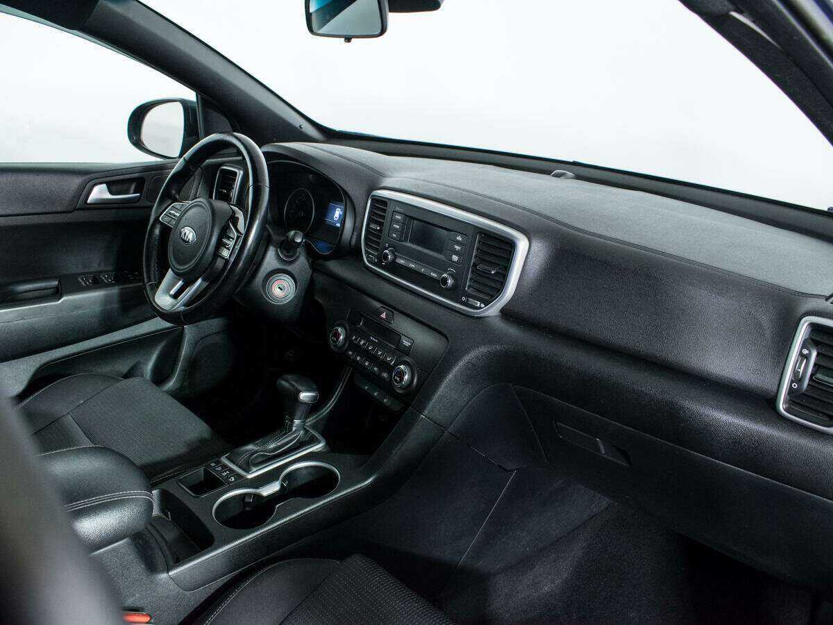 Б/У Киа Спортейдж 2020 года. Фото: #8