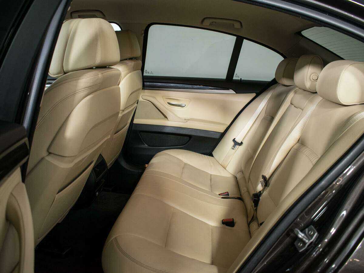 Б/У БМВ 5 серии 2016 года. Фото: #9