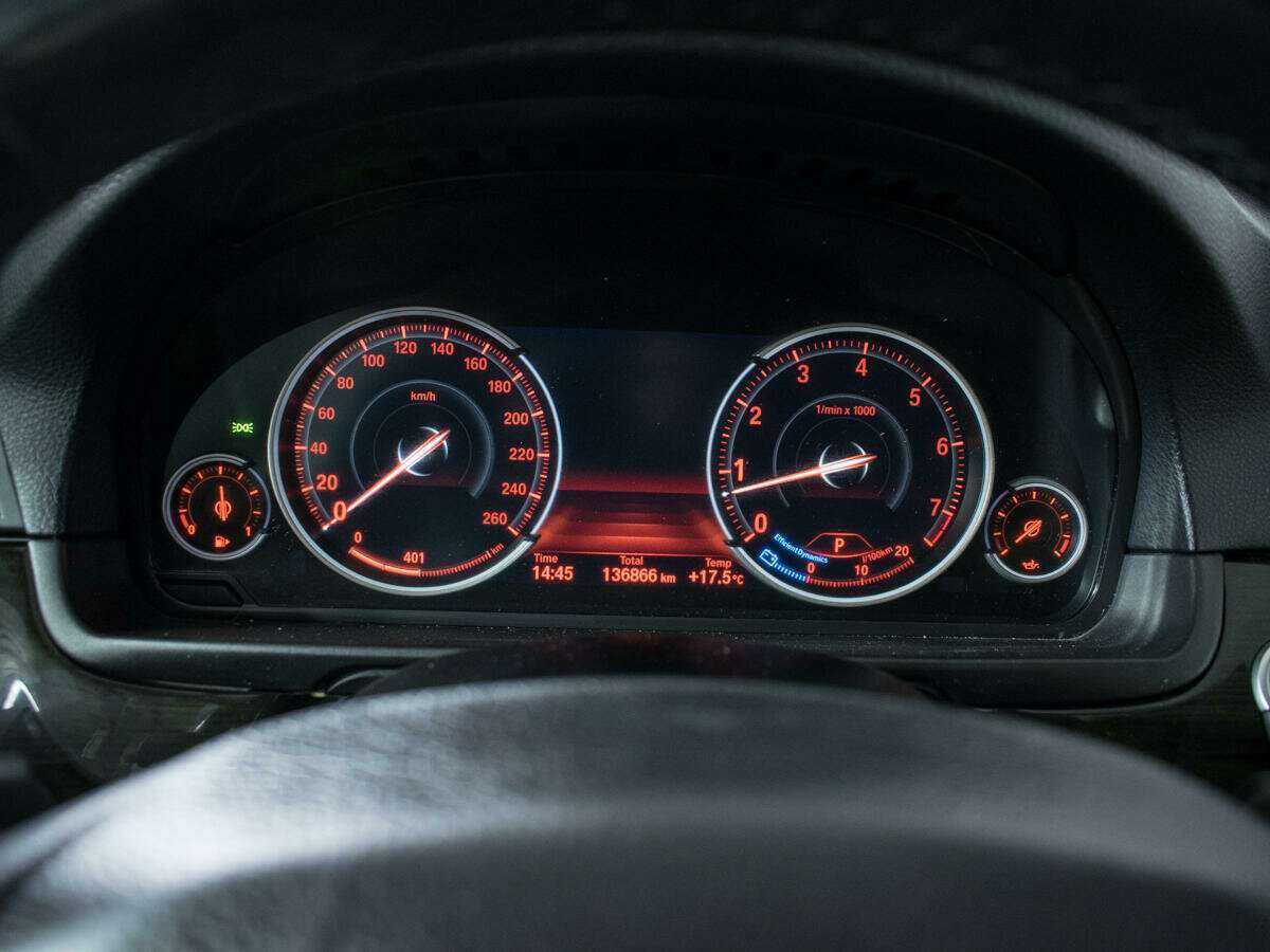 Б/У БМВ 5 серии 2016 года. Фото: #10