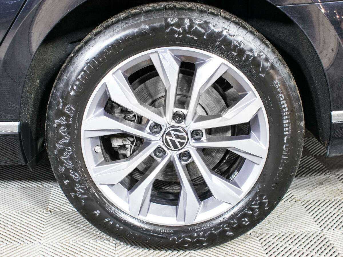 Б/У Фольксваген Пассат 2021 года. Фото: #15