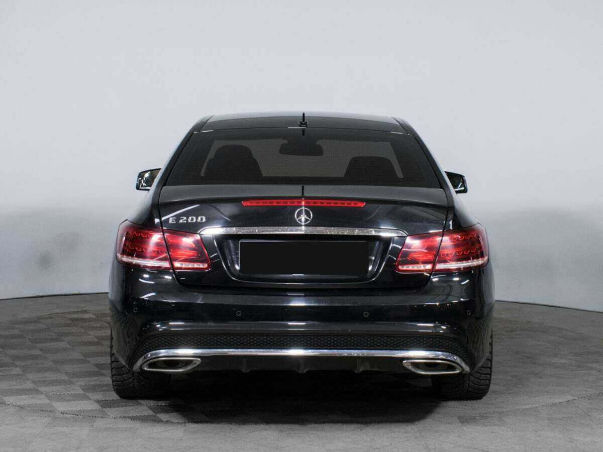 Б/У Мерседес-Бенц Е-Класс 2014 года. Фото: #5