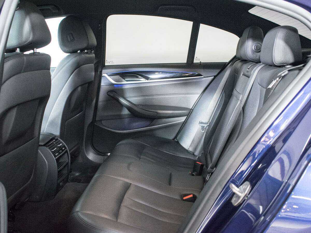 Б/У БМВ 5 серии 2018 года. Фото: #9