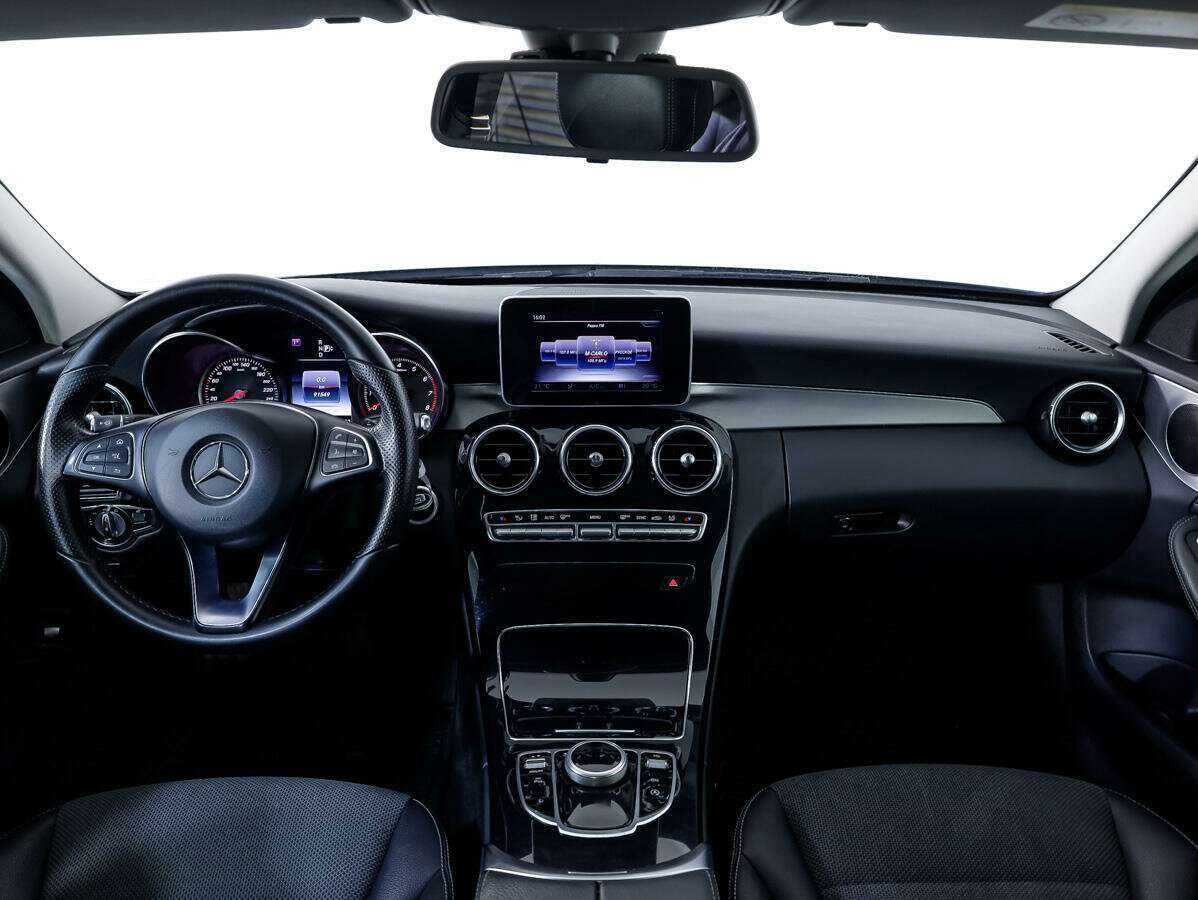 Б/У Мерседес-Бенц Ц-Класс 2014 года. Фото: #9