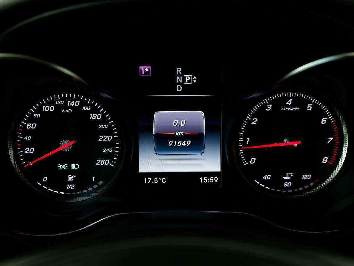 Б/У Мерседес-Бенц Ц-Класс 2014 года. Фото: #22