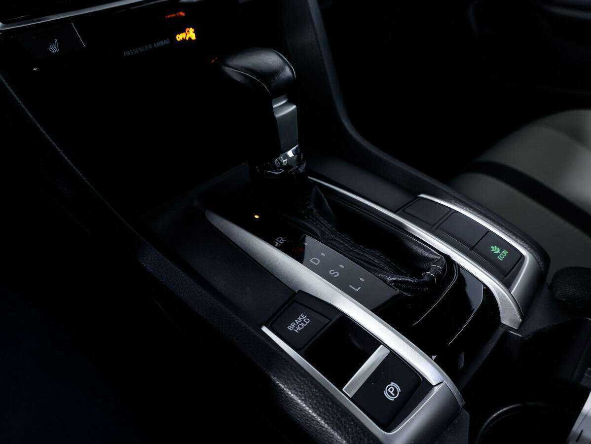 Б/У Хонда Цивик 2019 года. Фото: #15