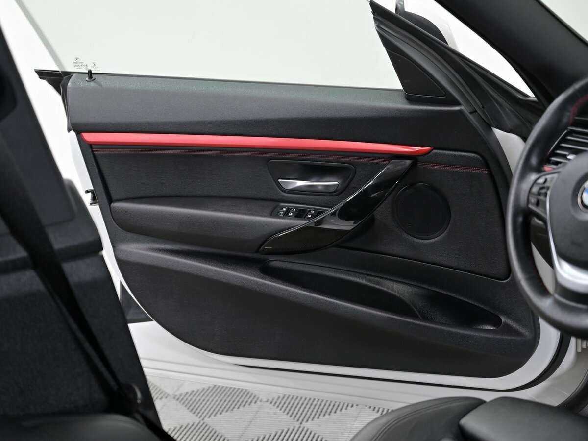 Б/У БМВ 3 серии 2015 года. Фото: #6