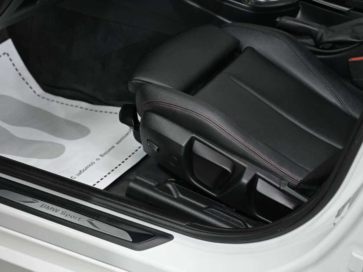 Б/У БМВ 3 серии 2015 года. Фото: #7