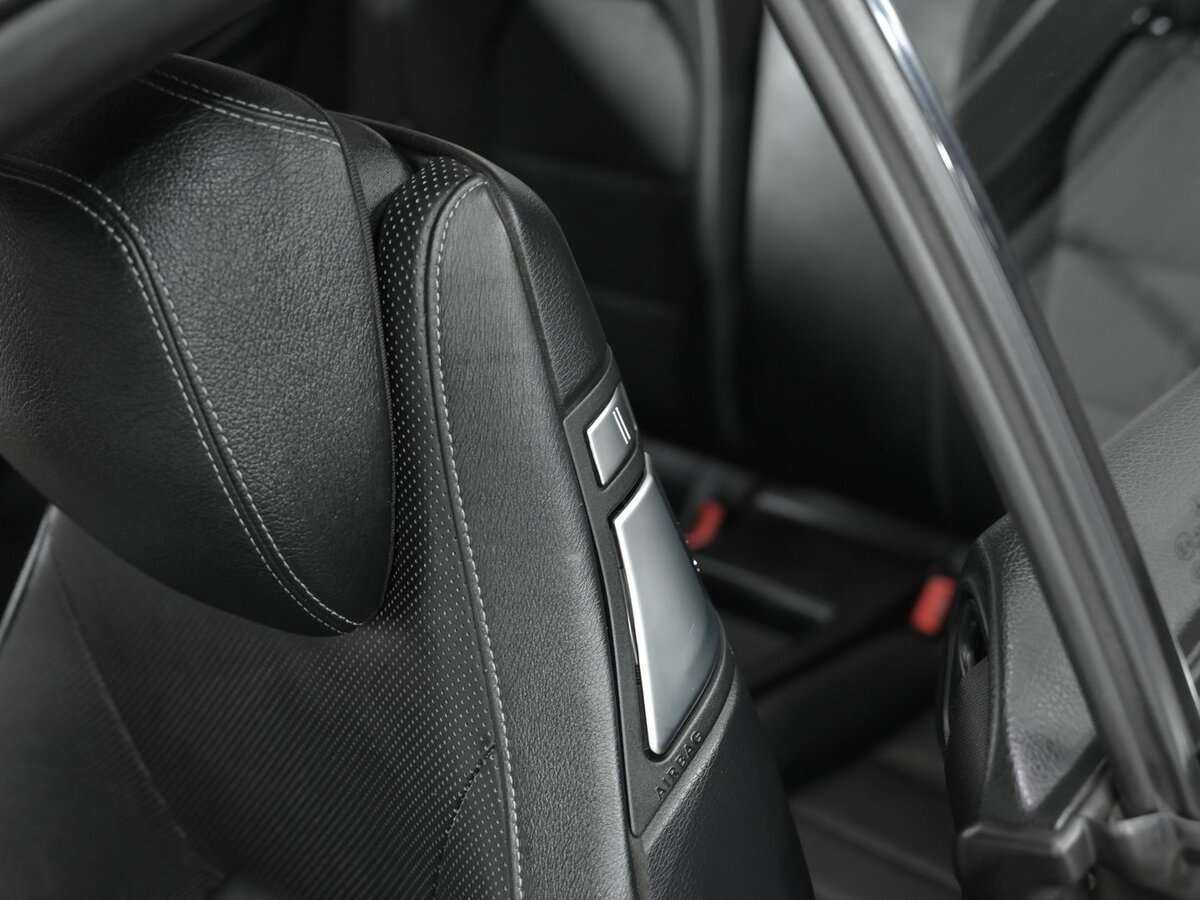 Б/У Мерседес-Бенц Е-Класс 2014 года. Фото: #16