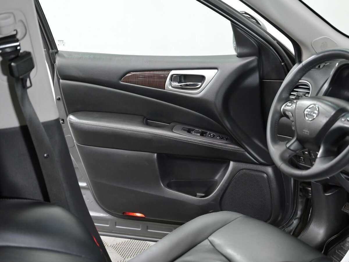 Б/У Ниссан Патфайндер 2014 года. Фото: #10