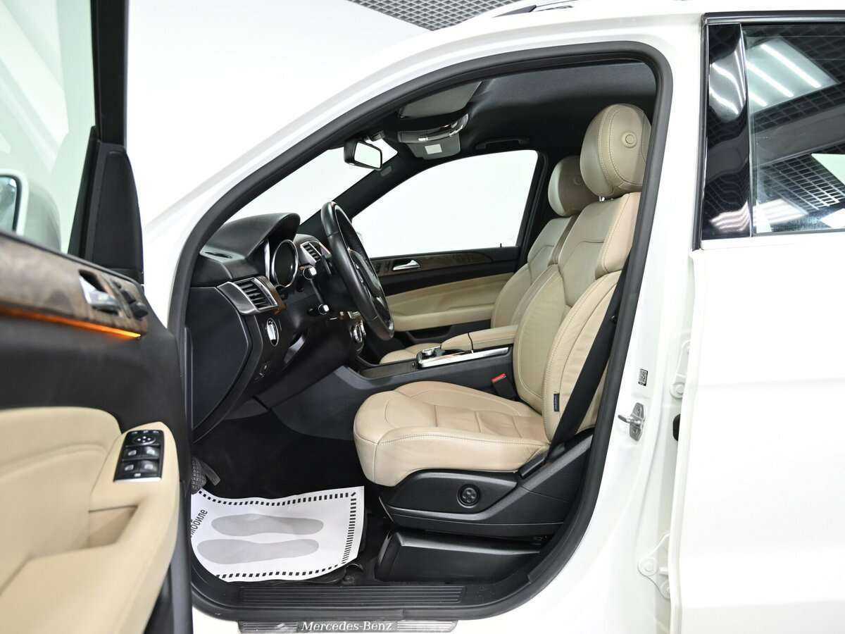 Б/У Мерседес-Бенц М-Класс 2014 года. Фото: #4