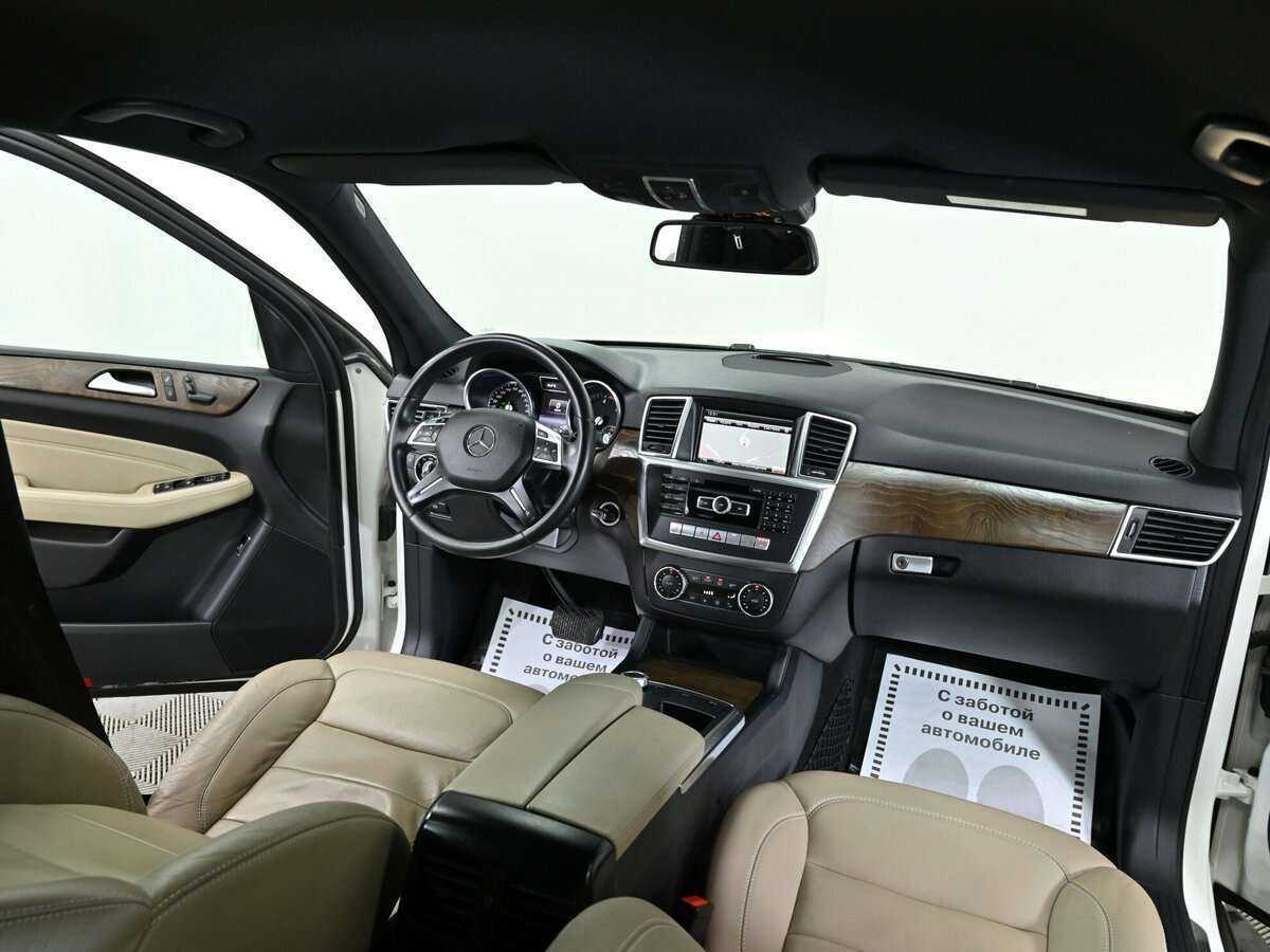 Б/У Мерседес-Бенц М-Класс 2014 года. Фото: #9