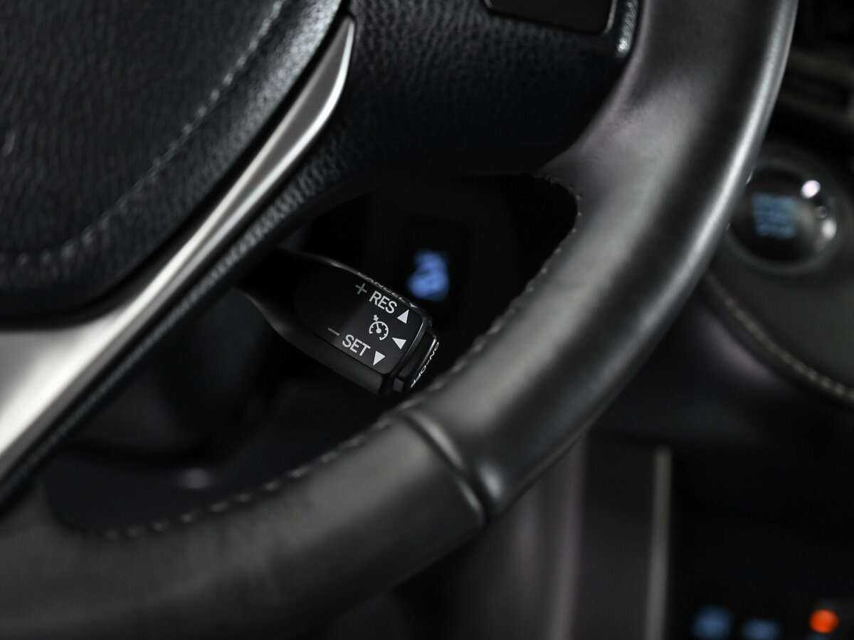 Б/У Тойота Рав4 2018 года. Фото: #9