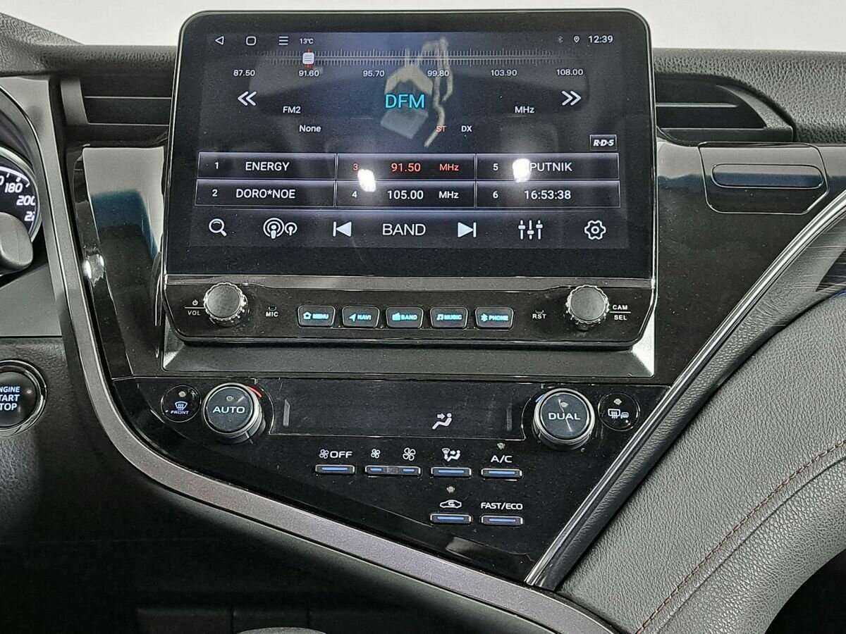 Б/У Тойота Камри 2019 года. Фото: #12