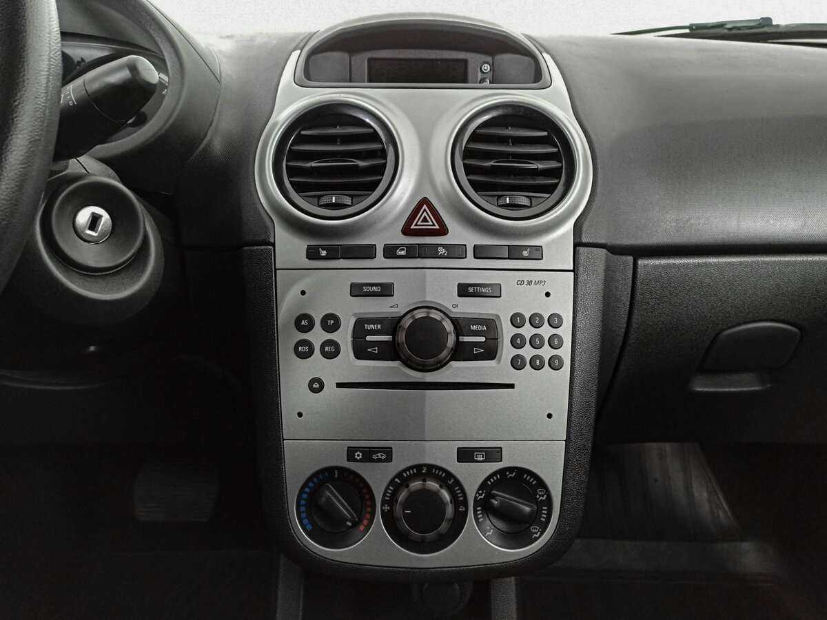 Б/У Опель Корса 2013 года. Фото: #14