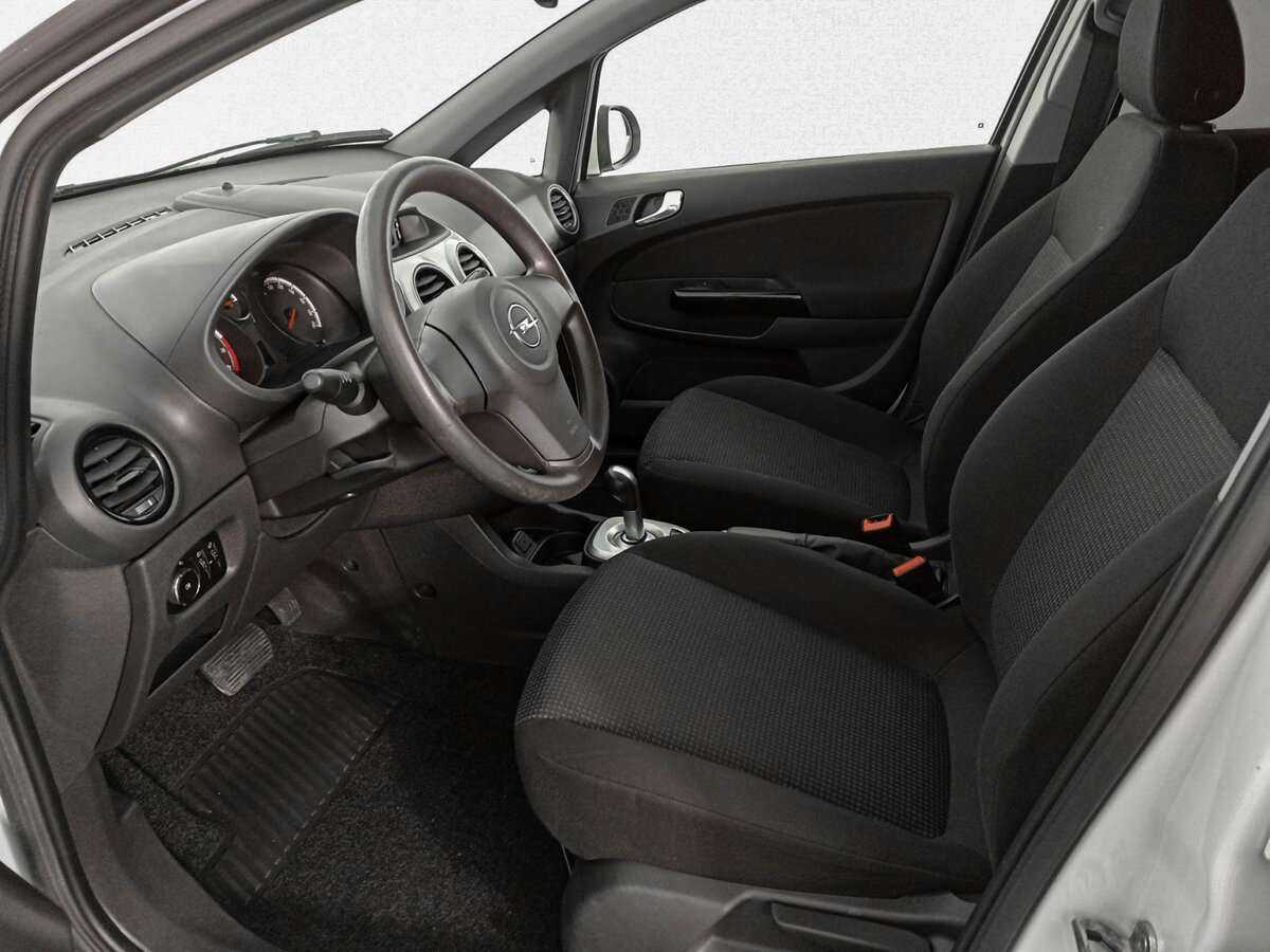 Б/У Опель Корса 2013 года. Фото: #15