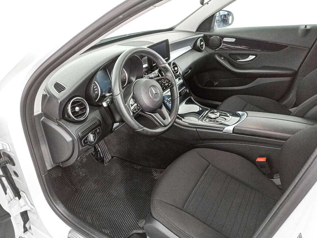 Б/У Мерседес-Бенц Ц-Класс 2018 года. Фото: #13