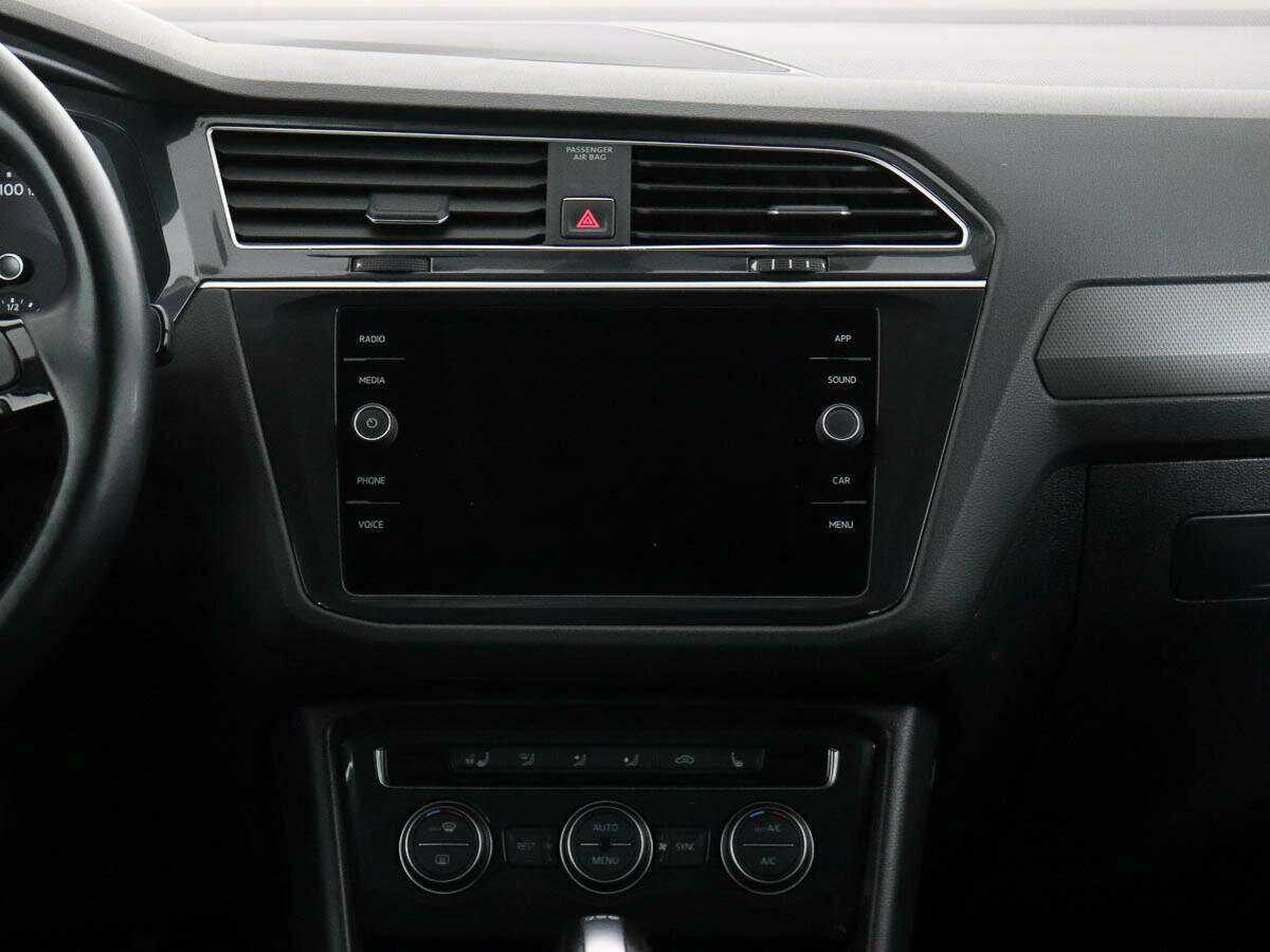 Б/У Фольксваген Тигуан 2018 года. Фото: #11