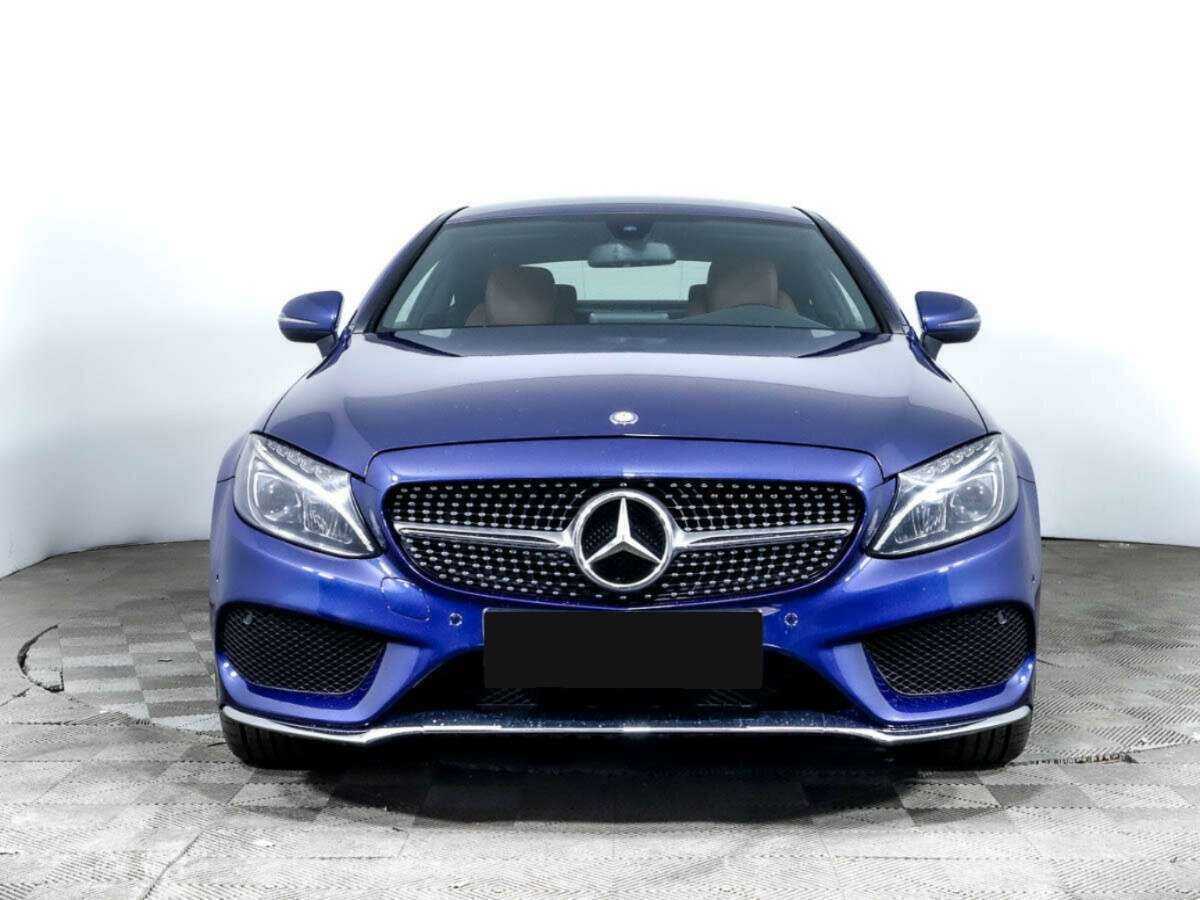 Б/У Мерседес-Бенц Ц-Класс 2016 года. Фото: #1