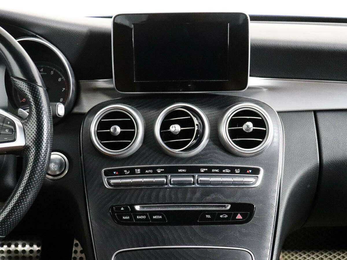 Б/У Мерседес-Бенц Ц-Класс 2016 года. Фото: #14