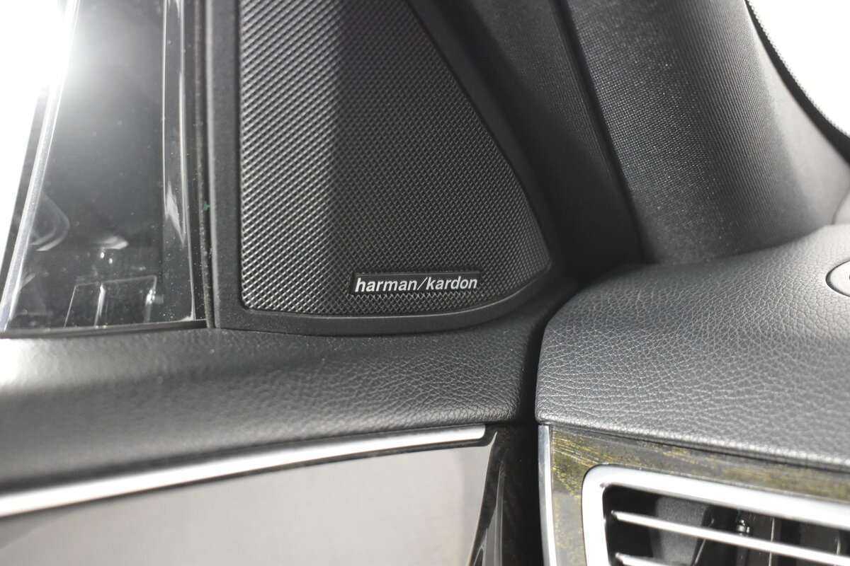 Б/У Мерседес-Бенц Е-Класс 2013 года. Фото: #25