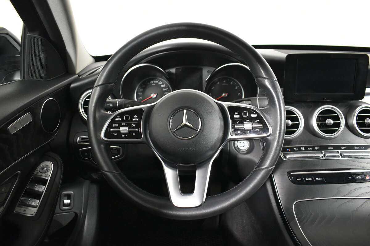 Б/У Мерседес-Бенц Ц-Класс 2019 года. Фото: #13