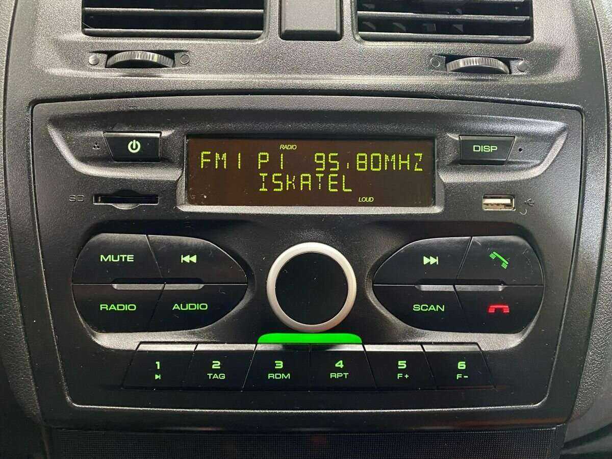 Б/У Лада (ВАЗ) Калина 2015 года. Фото: #12