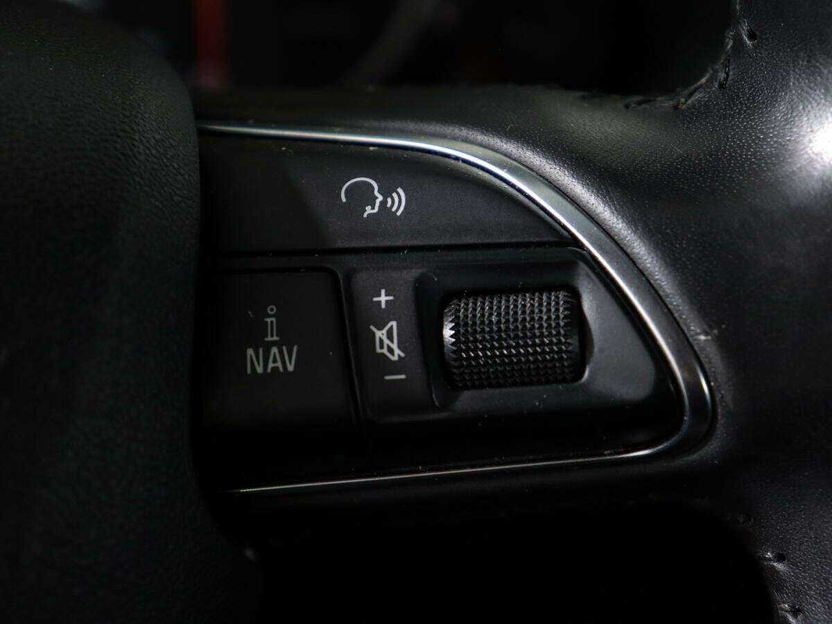 Б/У Ауди К5 2012 года. Фото: #24