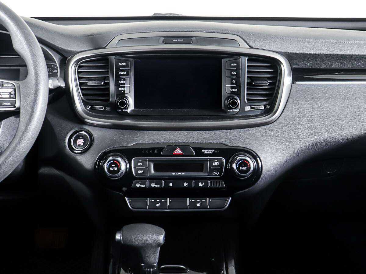 Б/У Киа Соренто 2018 года. Фото: #11