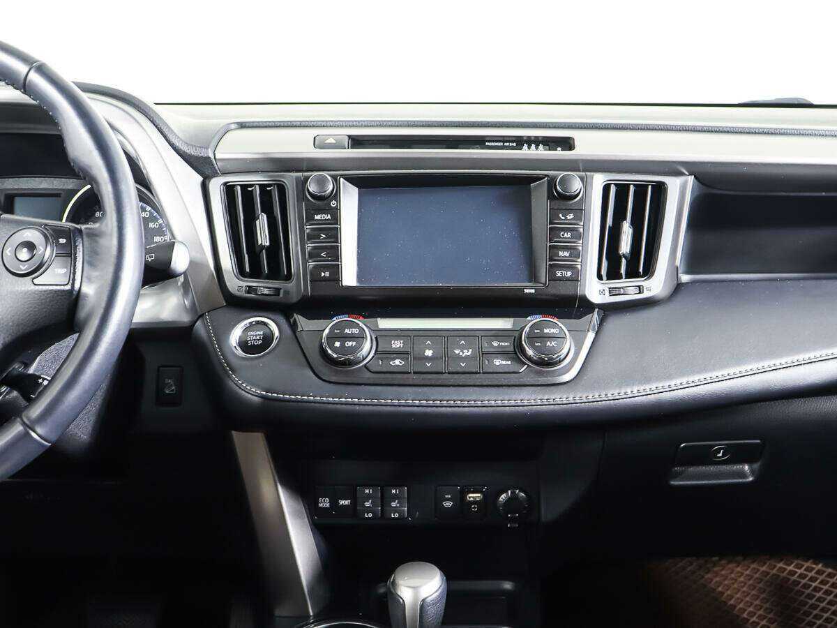 Б/У Тойота Рав4 2018 года. Фото: #11