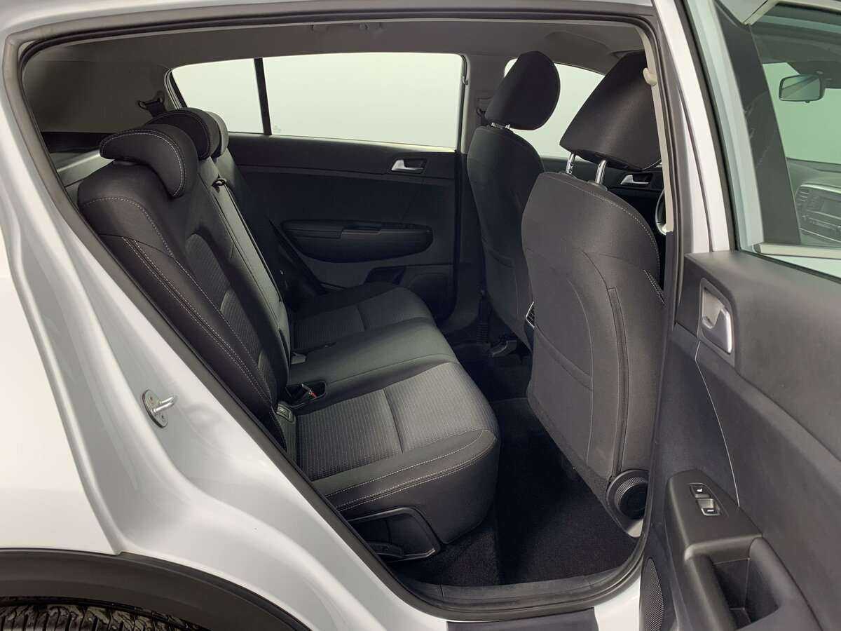 Б/У Киа Спортейдж 2020 года. Фото: #18