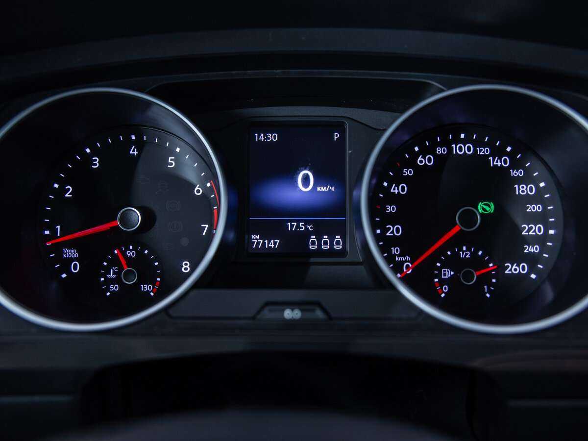 Б/У Фольксваген Тигуан 2017 года. Фото: #13