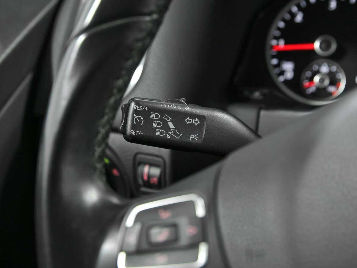 Б/У Фольксваген Тигуан 2013 года. Фото: #8