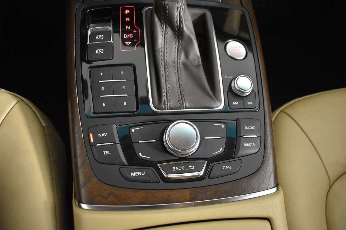 Б/У Ауди А6 2014 года. Фото: #17