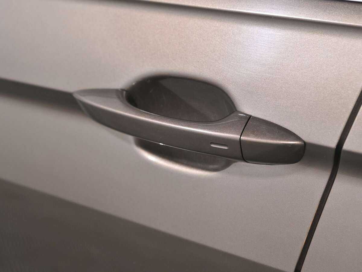 Б/У Фольксваген Тигуан 2018 года. Фото: #17