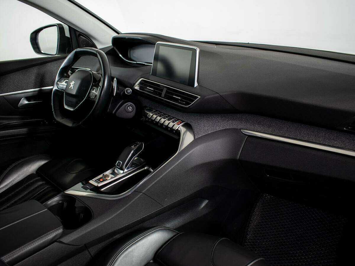 Б/У Пежо 5008 2018 года. Фото: #6