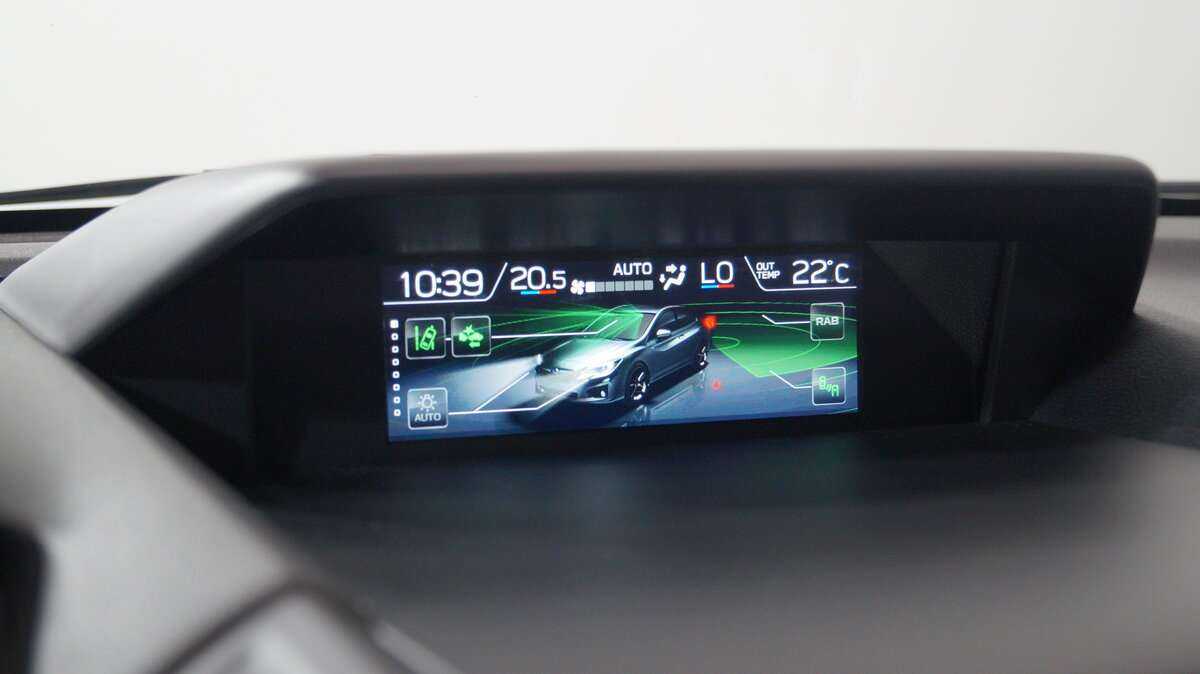 Б/У Субару ИксВи 2018 года. Фото: #14