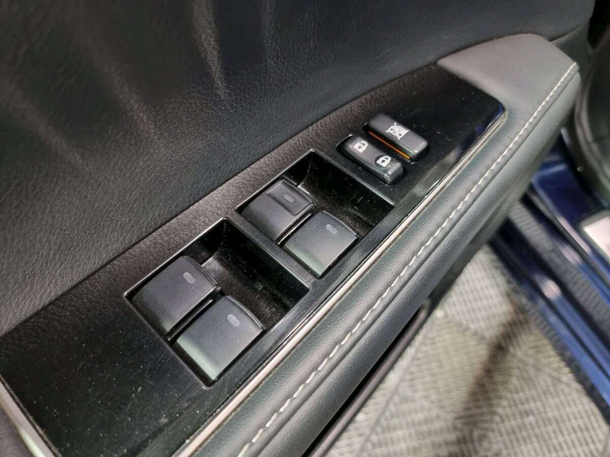 Б/У Лексус ЕС 2016 года. Фото: #8