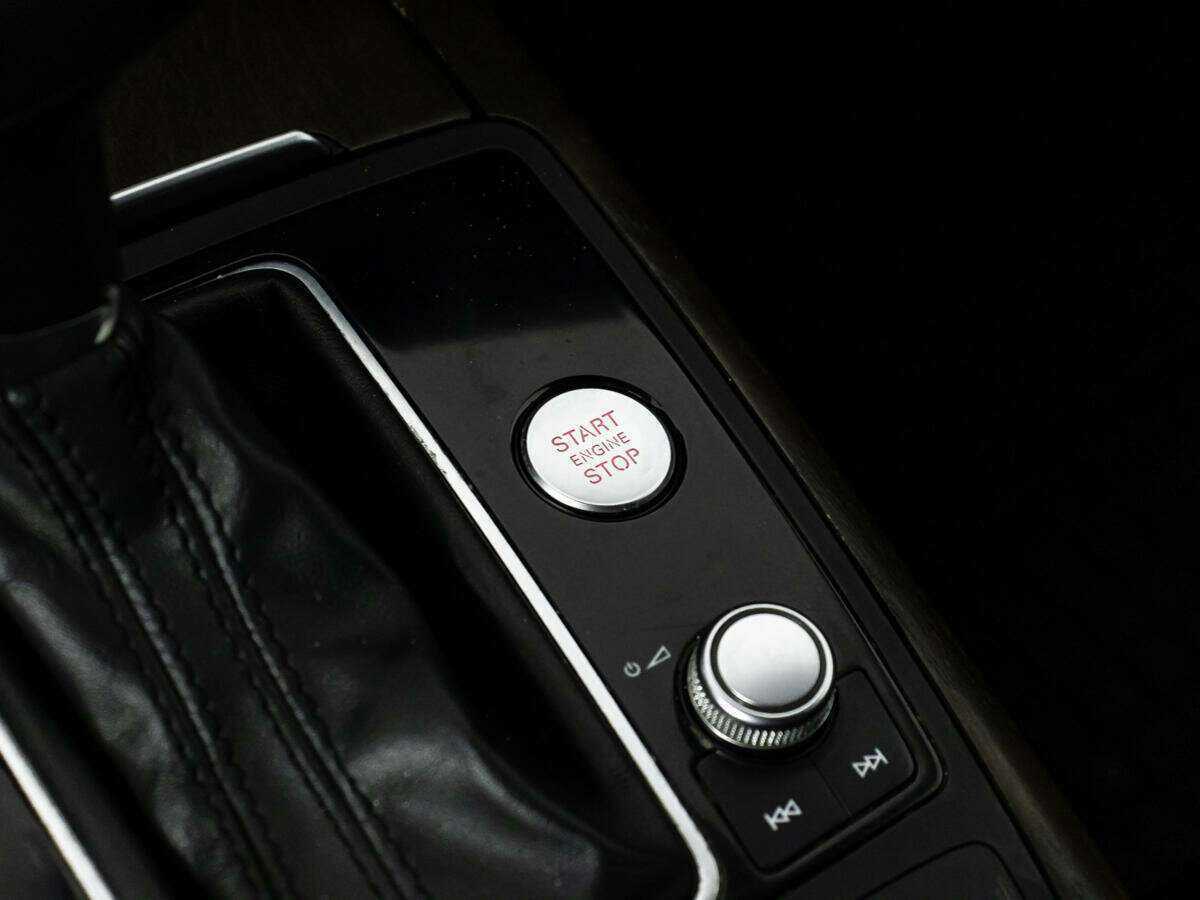 Б/У Ауди А6 2013 года. Фото: #16