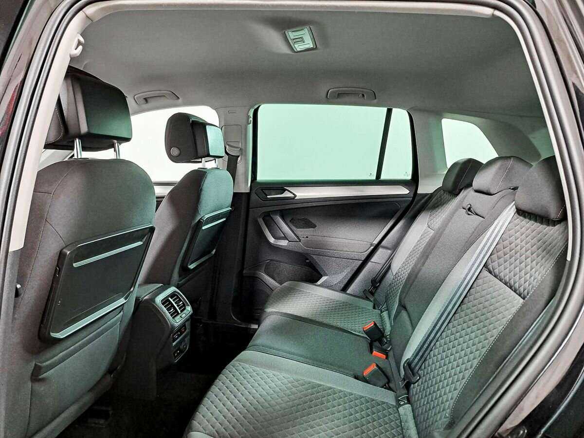 Б/У Фольксваген Тигуан 2019 года. Фото: #9