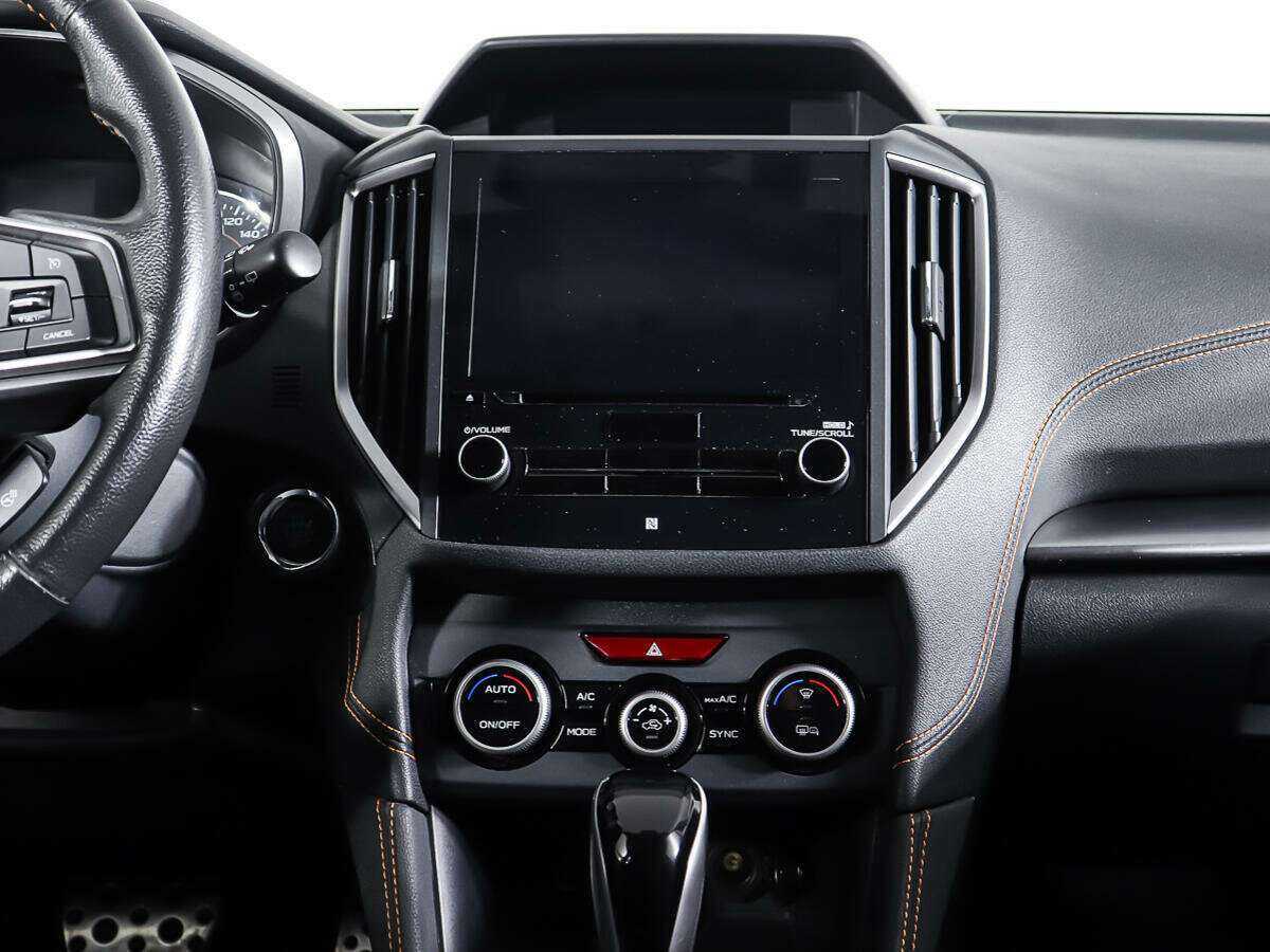 Б/У Субару ИксВи 2018 года. Фото: #11