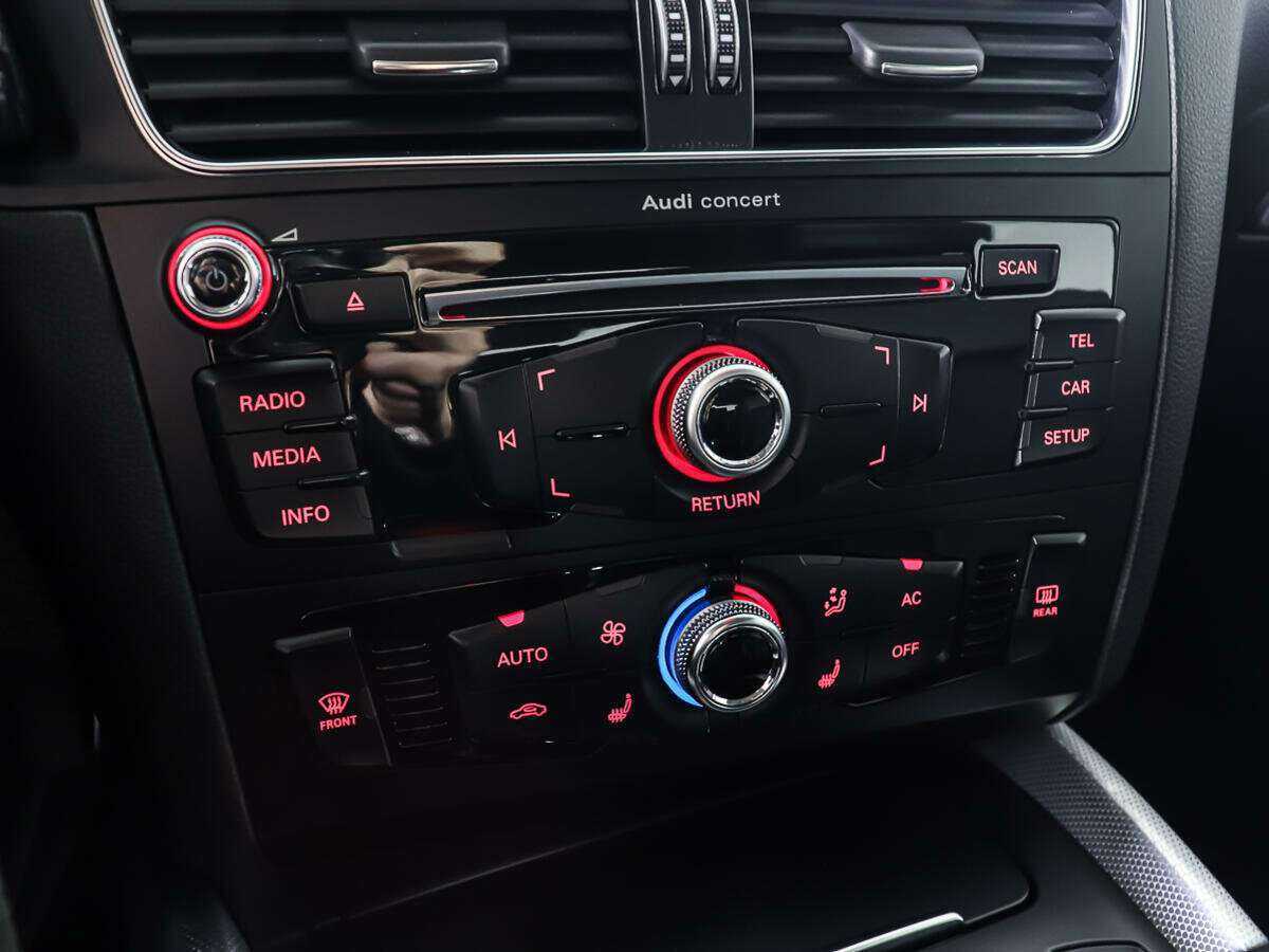 Б/У Ауди К5 2013 года. Фото: #19